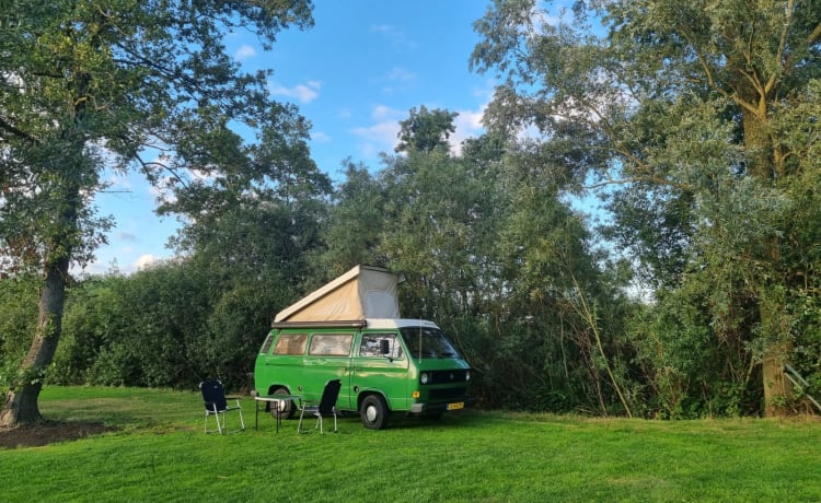 Klassieke Volkswagen T3 uit 1983 voor een onvergetelijke vakantie