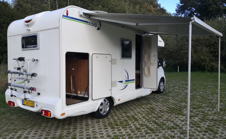 Camper Dynamic – Rimor semi-integrated uit 2014