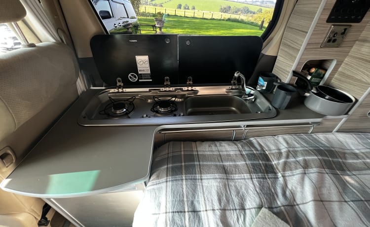 The Borderless Reiver – 3 (+ 1 small child) berth Toyota campervan from 2007