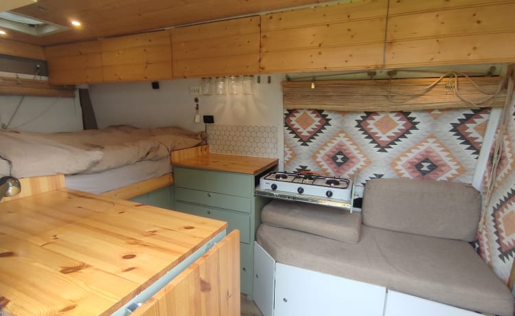 Ivey – Comfortabele 2 persoons off grid camper