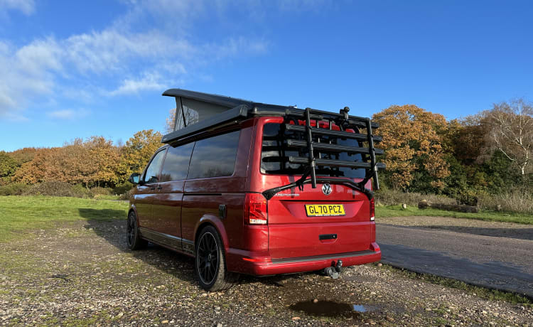 Winnie – 4-persoons Volkswagen campervan uit 2020