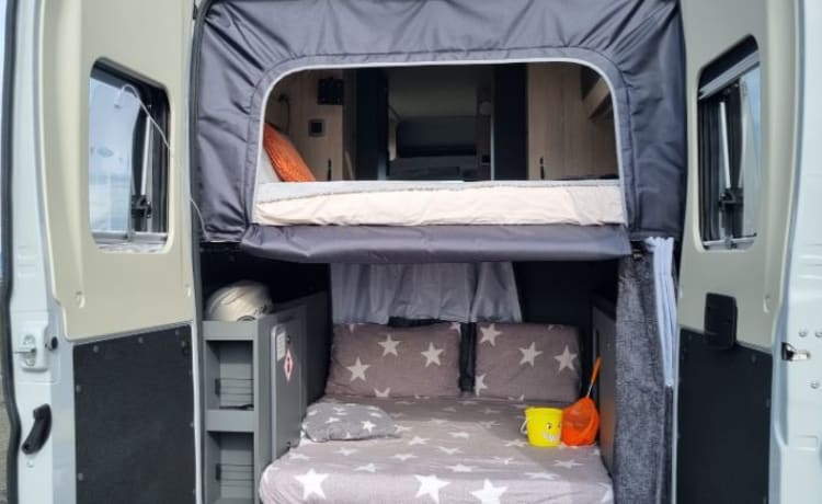 Marma camper, memory maker – 4 berth Fixed bed, New 2023