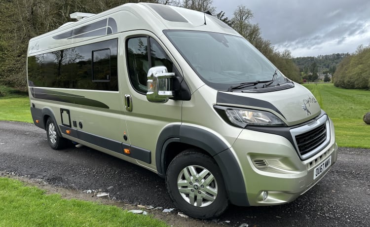 4 berth Peugeot semi-integrated from 2016