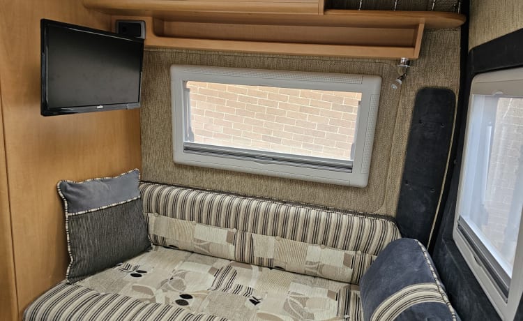 Jet – 4 berth Fiat Ducato (Devon Sahara) 2017