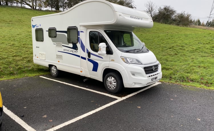 Mdy  – 4 berth Fiat Swift Escape 644 from 2014