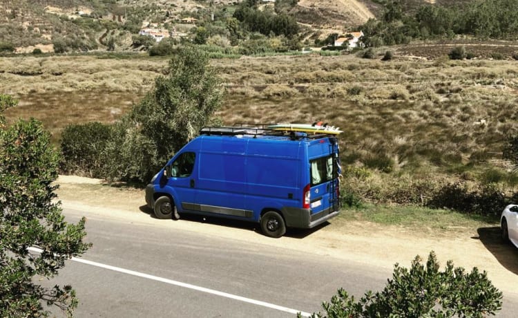 Maggie – Fiat Ducato - converted van - 2p