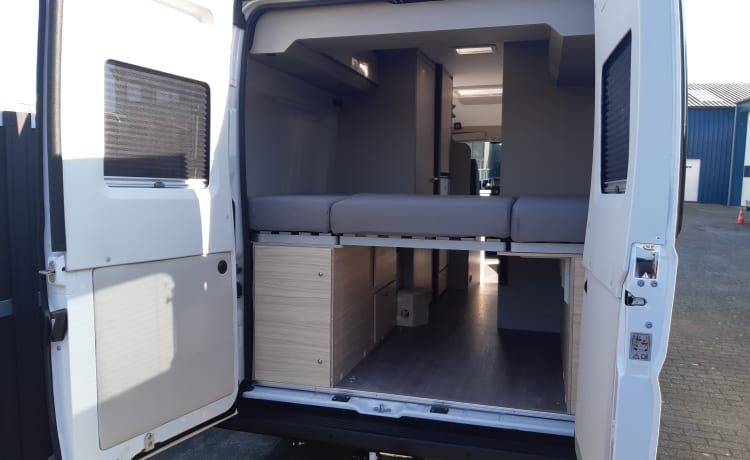 Adria – Camping-car Zgan Bus Adria Twin 640 SPX automatique euro 6 avec porte-vélo électrique