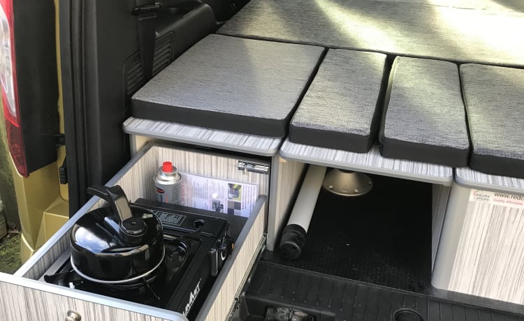 2 persoons Ford Tourneo Micro camper uit 2015