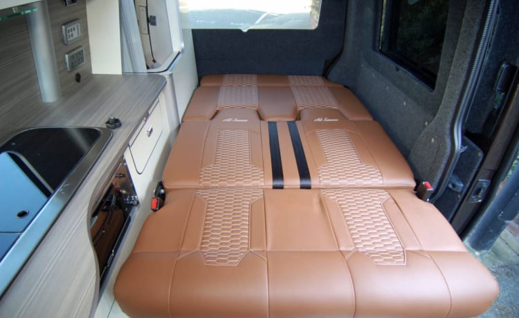 VW T6 Campervan- comfortable drive and accommodation