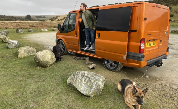 The Tangerine Dream – Ford Transit Mk7 2011