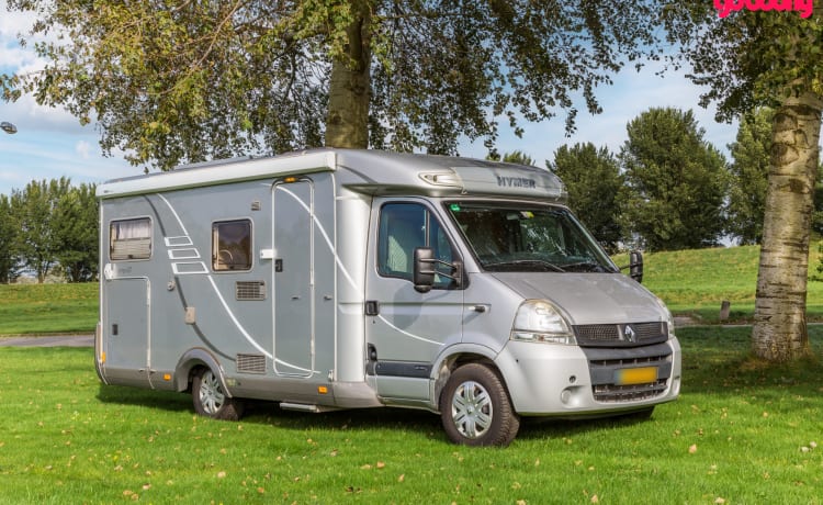 2p Hymer semi-intégré de 2006