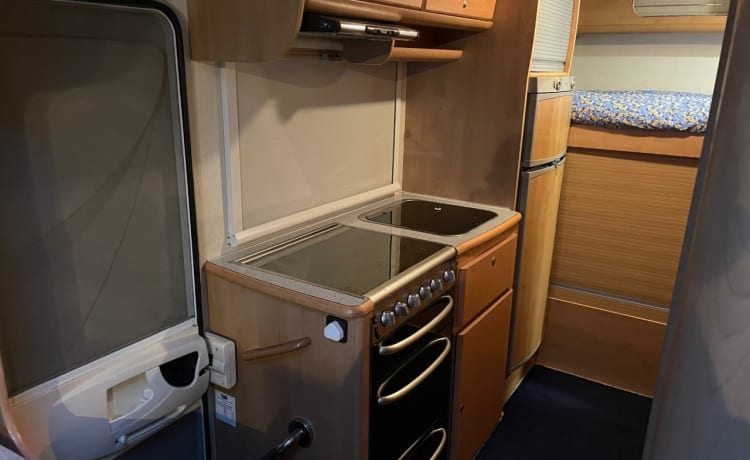 Monty – 6 berth Fiat alcove from 2006