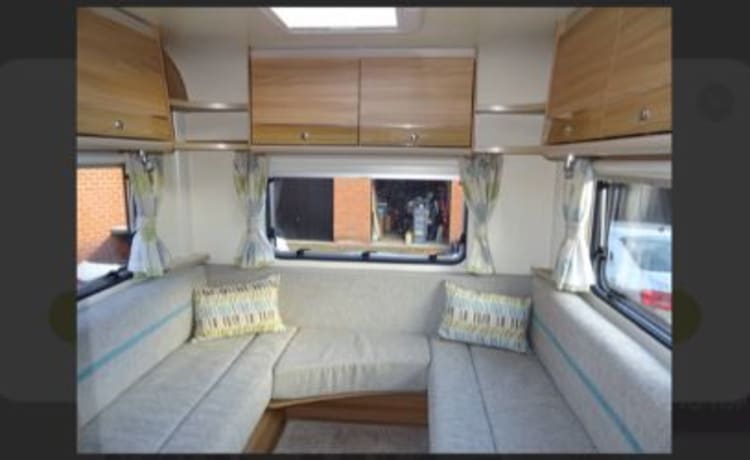 6 berth Bailey semi-integrated from 2017