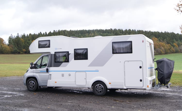 FreeLiving – AUTOMATIC with level system, extra long beds. ALSO WINTER