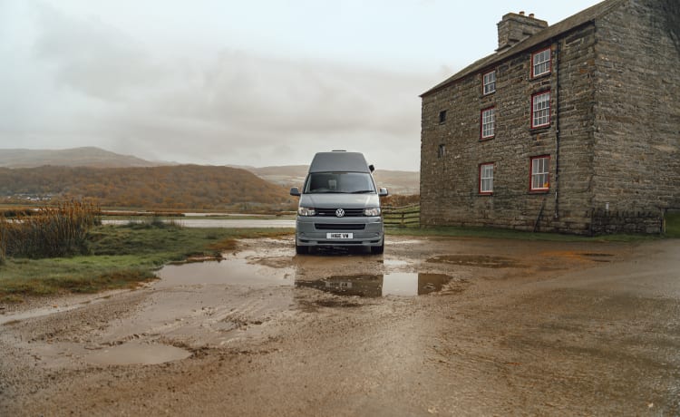 Grey – Camper Volkswagen 4 posti letto Conversione nuova di zecca