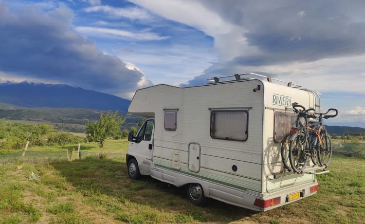 Fiat Ducato met 4 slaapplaatsen