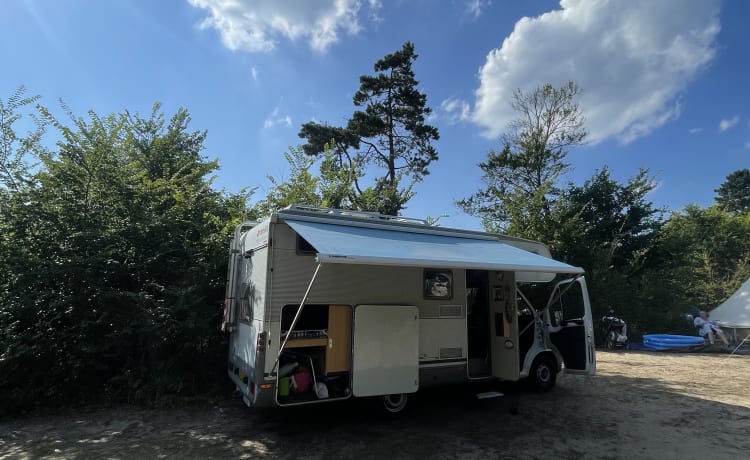 Véritable camping-car familial ! 4p L'alcôve de Dethleff de 1999