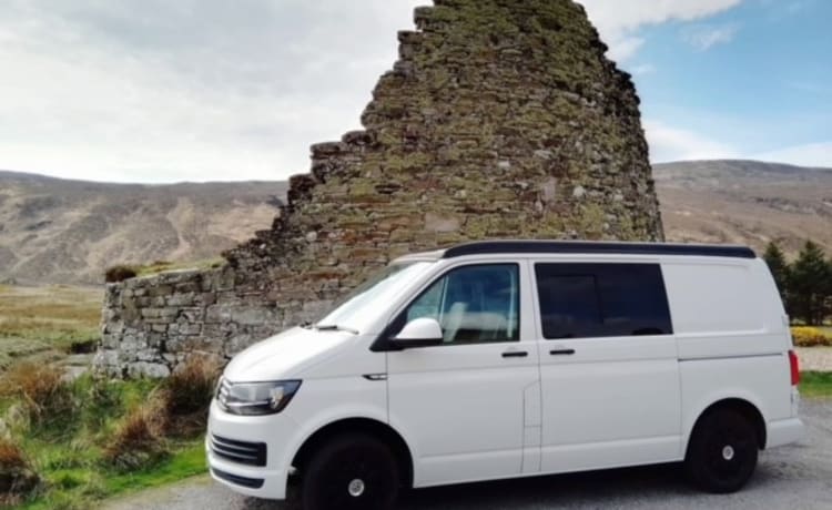 SCOTTISH EXPLORER T6 – VW POP TOP CAMPER 4 PERSONEN