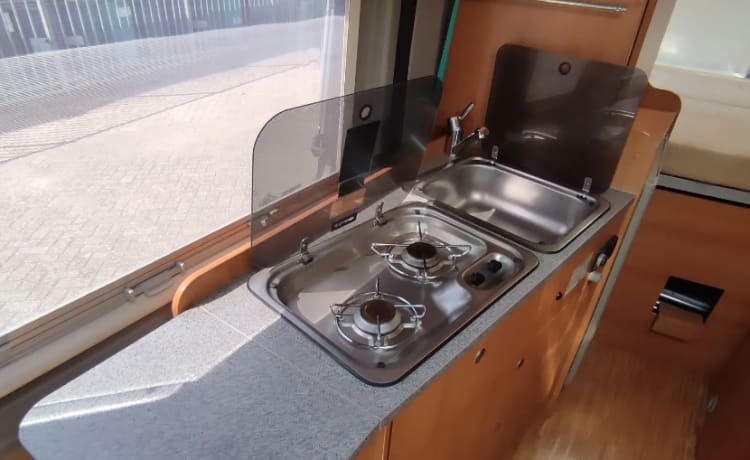 3p Pössl 2 Win luxury bus camper e bike carrier