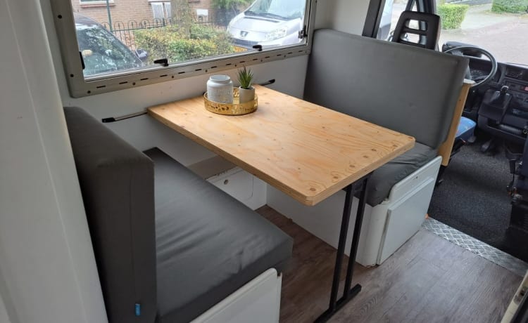 Skip – Gezinscamper 5 personen VT Wonen Stijl