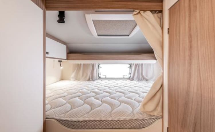 6 berth Rimor Evo5 2022