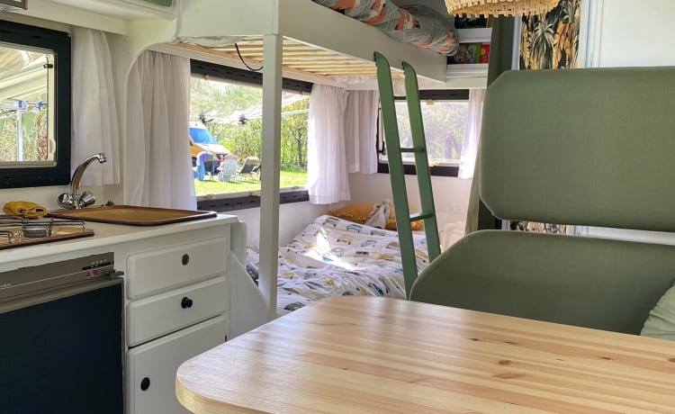 Duuk – Neu gestalteter Retro-Camper