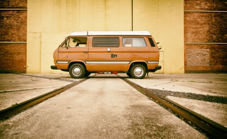 Mr. Brown – Génial VW T3 Joker ! Complet pour une utilisation immédiate.