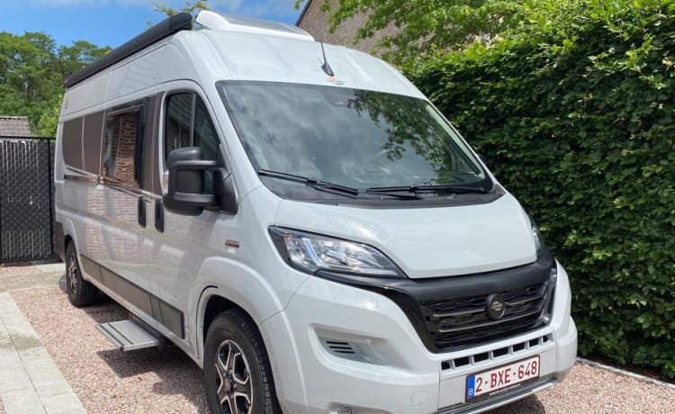 002 – Nouveau Camping-Car tout confort à partir de 2022 - Carado CV600 Special edition 15 !