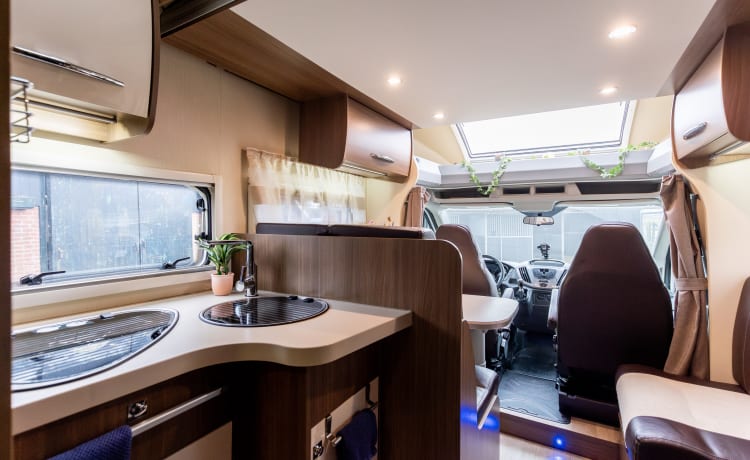 4p Chausson semi-intégré de 2015