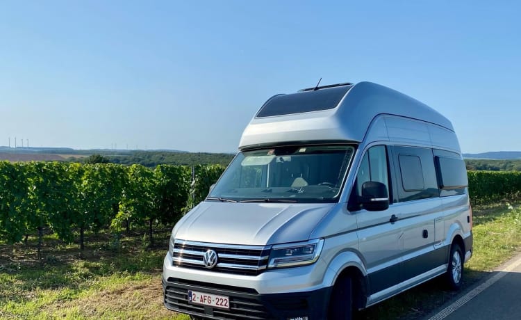 Daniël – Glamping with the Grand California!