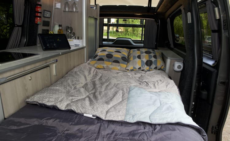 The Lomond – Luxe elektrische camper voor duurzame avonturen (inclusief opladen)