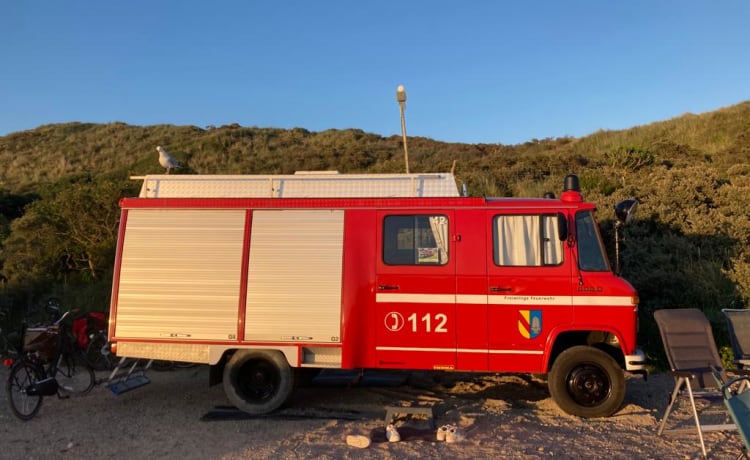 Leonardus – Leonardus 'camping-car des pompiers' Mercedes 4-p