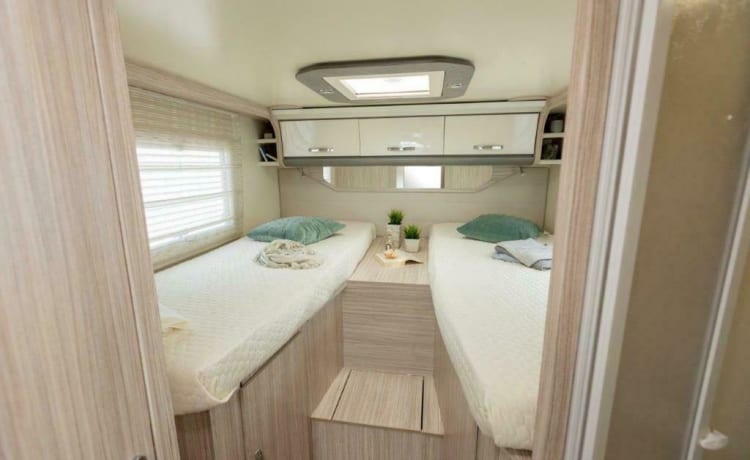 Dream on wheels – ELNAGH T LOFT 530 Glücklicher Camper