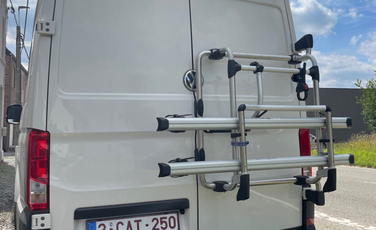 Ced & Fal – LIEFERWAGENAUSSTATTUNG VW CRAFTER L3H3