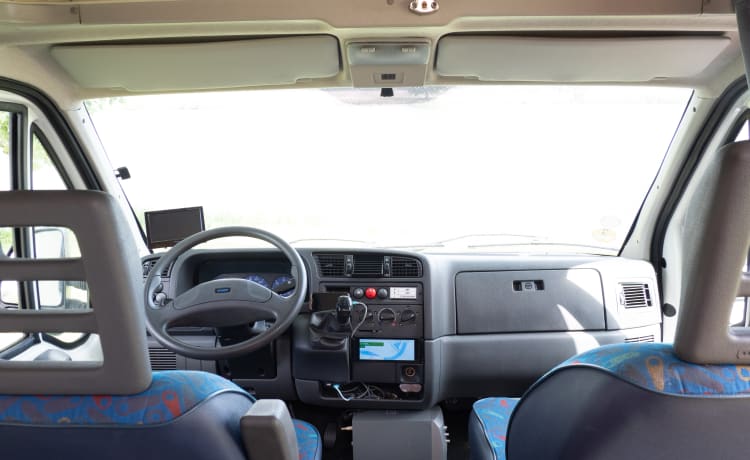 Monky – Fiat Moncayo semi-integrated from 2002 including TV and 4G internet