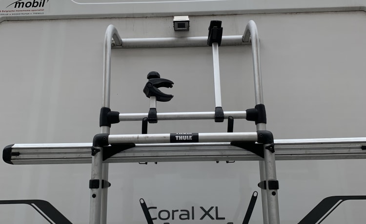 Adria Coral XL  – Luxuriöse Capmer Adria Coral XL Axess 670