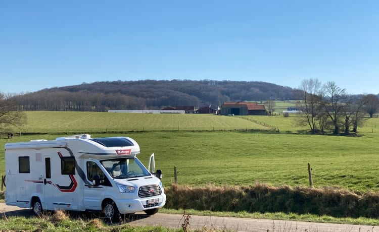 Droom op wielen! – Camping-car familial de luxe avec très grand espace de vie