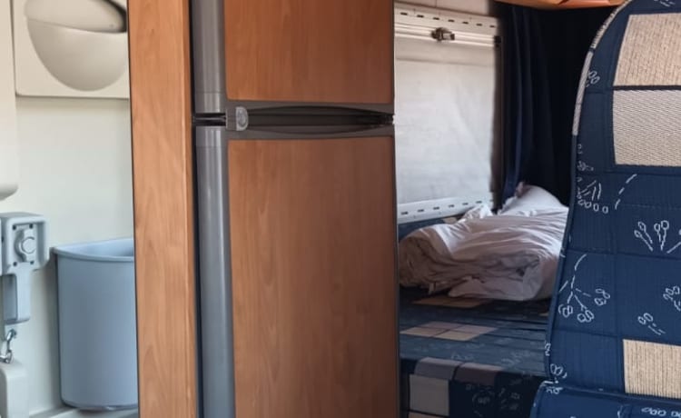 Sara  –  Chausson semi-integrated uit 2001