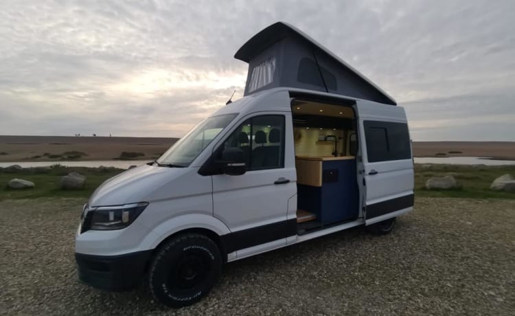 The Hawford – Luxury Mini-Home on Wheels 