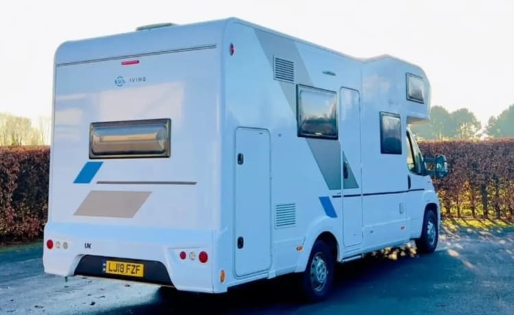 Adria – 7 berth Fiat Ducato  Adria sunliving from 2018