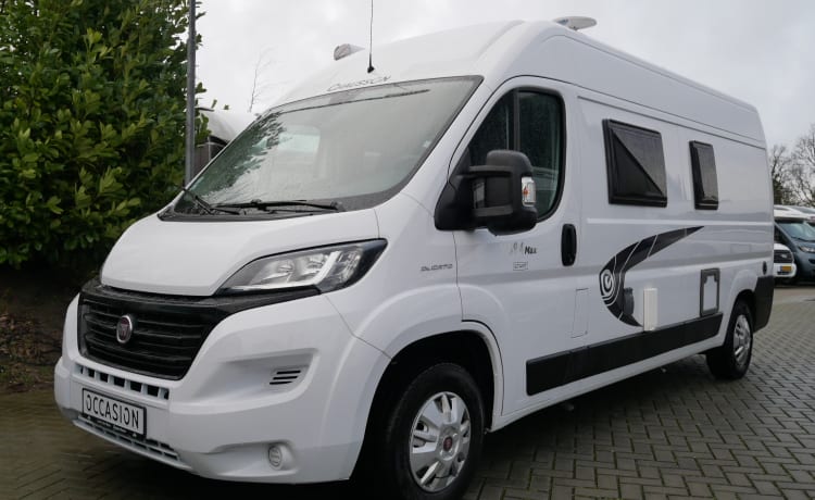 Chausson4, 4 slaap- 4 zitplaatsen, Stapelbed!