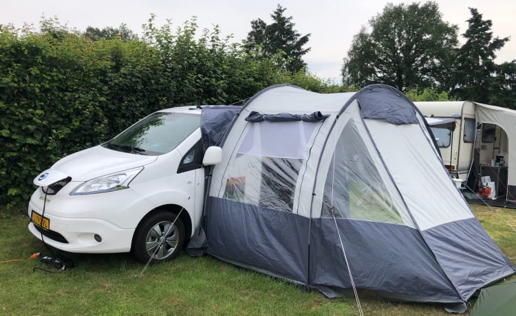 6 persone E-camper Nissan ENV200 Camper elettrico compatto per autobus