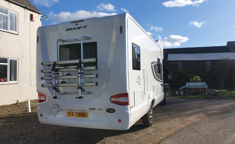 Taylor – 2021 Familien-Wohnmobil mit 6 Sicherheitsgurten an der Küste von East Yorkshire