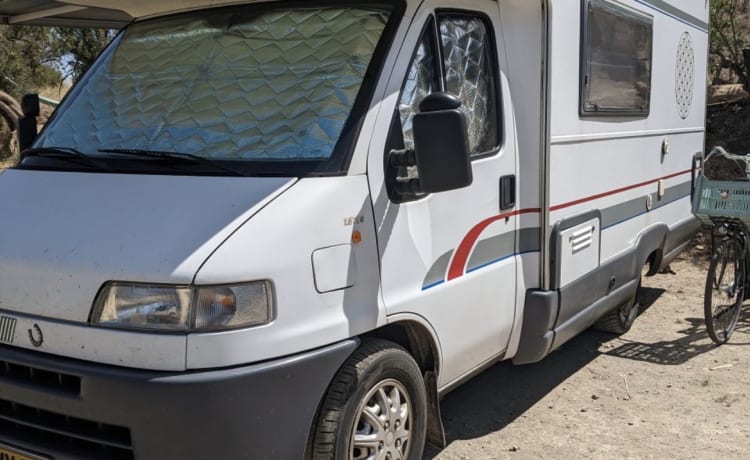 Camper famiglia 5p con lettino