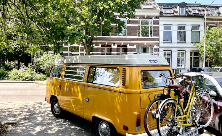 Ga op duurzame roadtrip met Calandria! ⚡️🚐 – 100% électrique ! ⚡️ VW T2 "Calandrie"