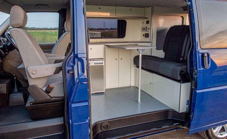 Columbus – Classico camper VW T4 manuale a 2 posti letto