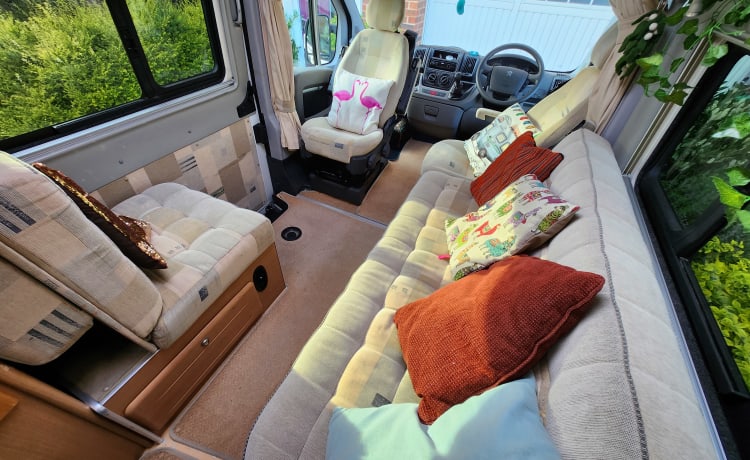 Bertha – 2 Berth Compact Motorhome - Auto-Sleepers Symbol