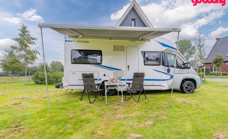 Camper met sfeer – 4p Chausson semi-integrated uit 2014