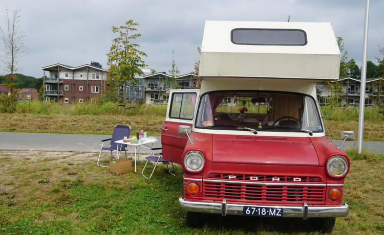 Tijdelijk onbruikbaar: Lady in Red – Nostalgic on the road