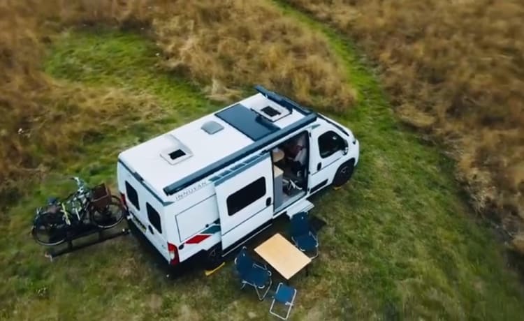 Kinderdijk – Camping-car de luxe Euro 6 à 6 m hors réseau avec de nombreux extras